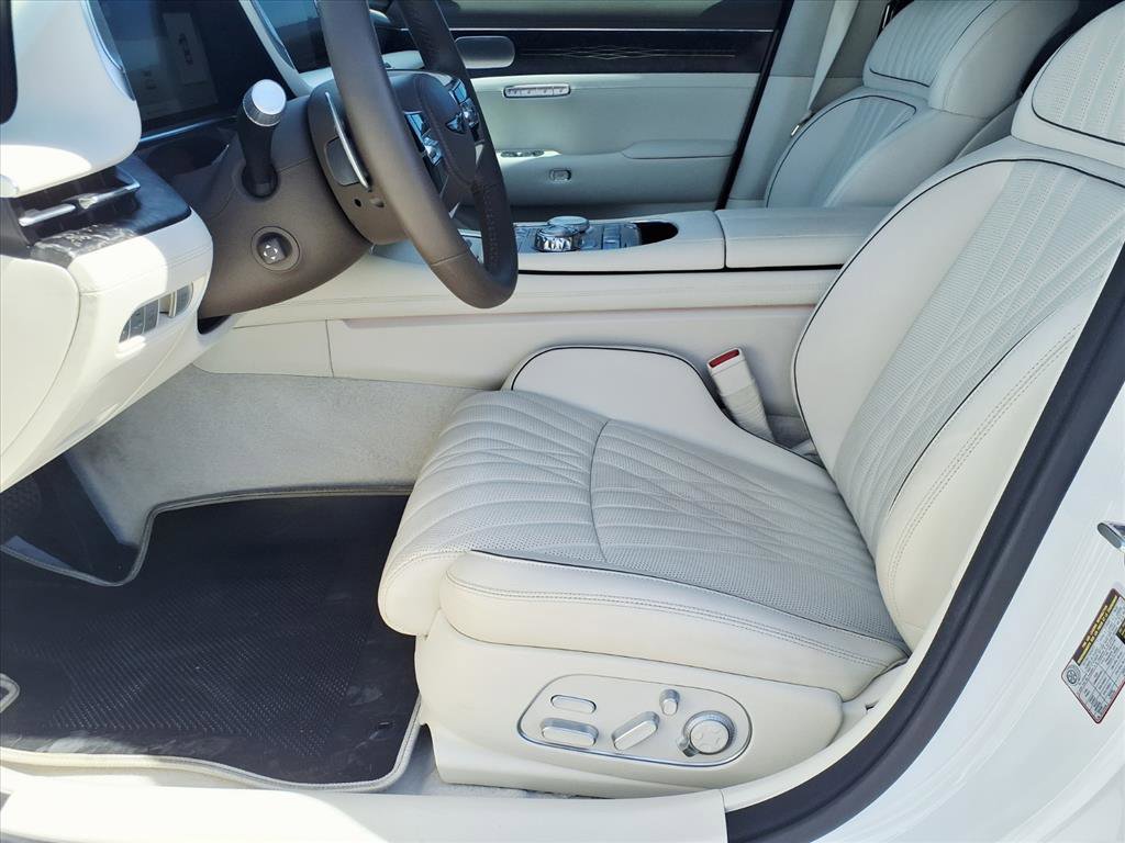 Certified 2024 Genesis G90 3.5T image 23