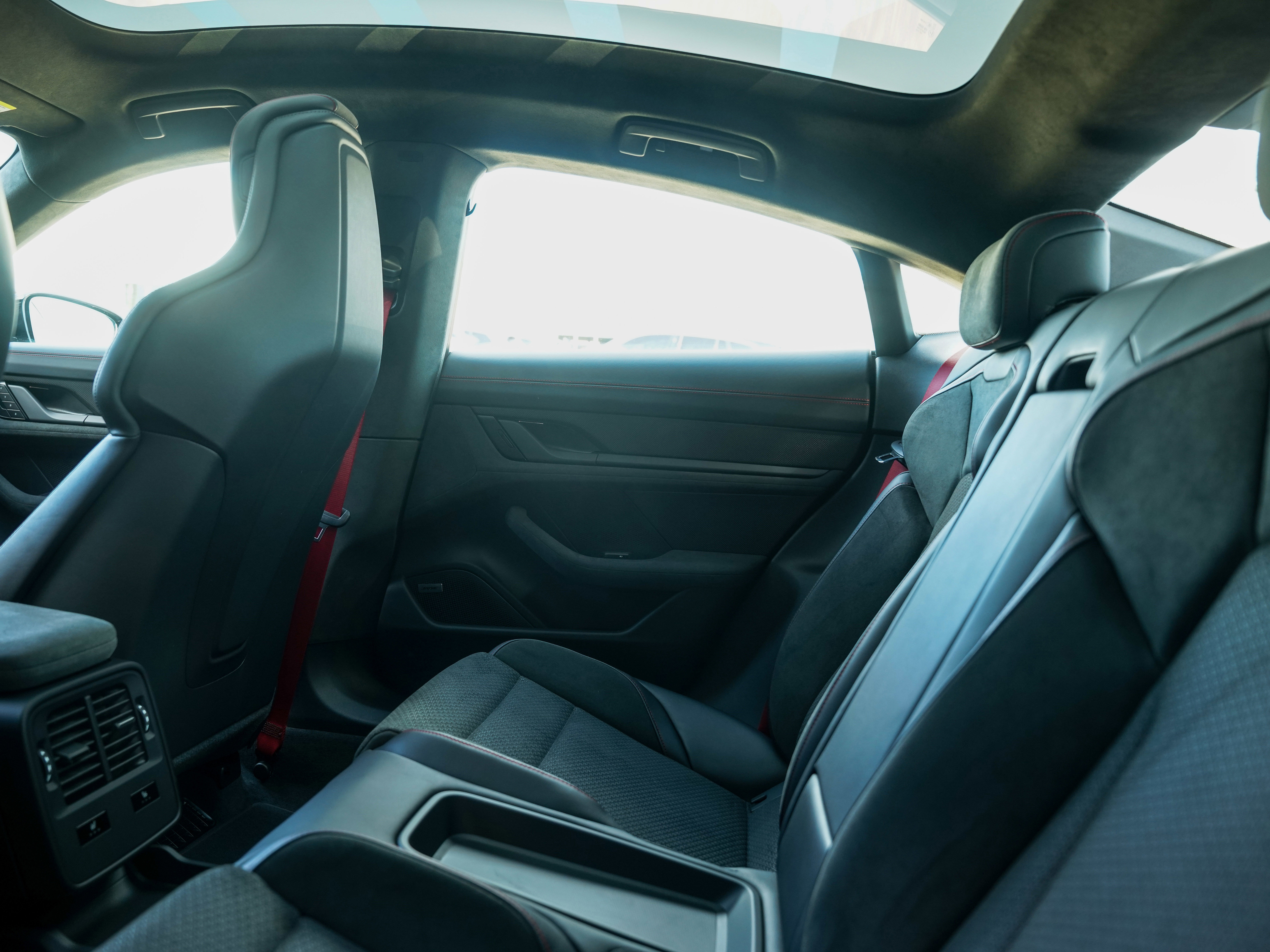 New 2025 Porsche Taycan GTS image 31