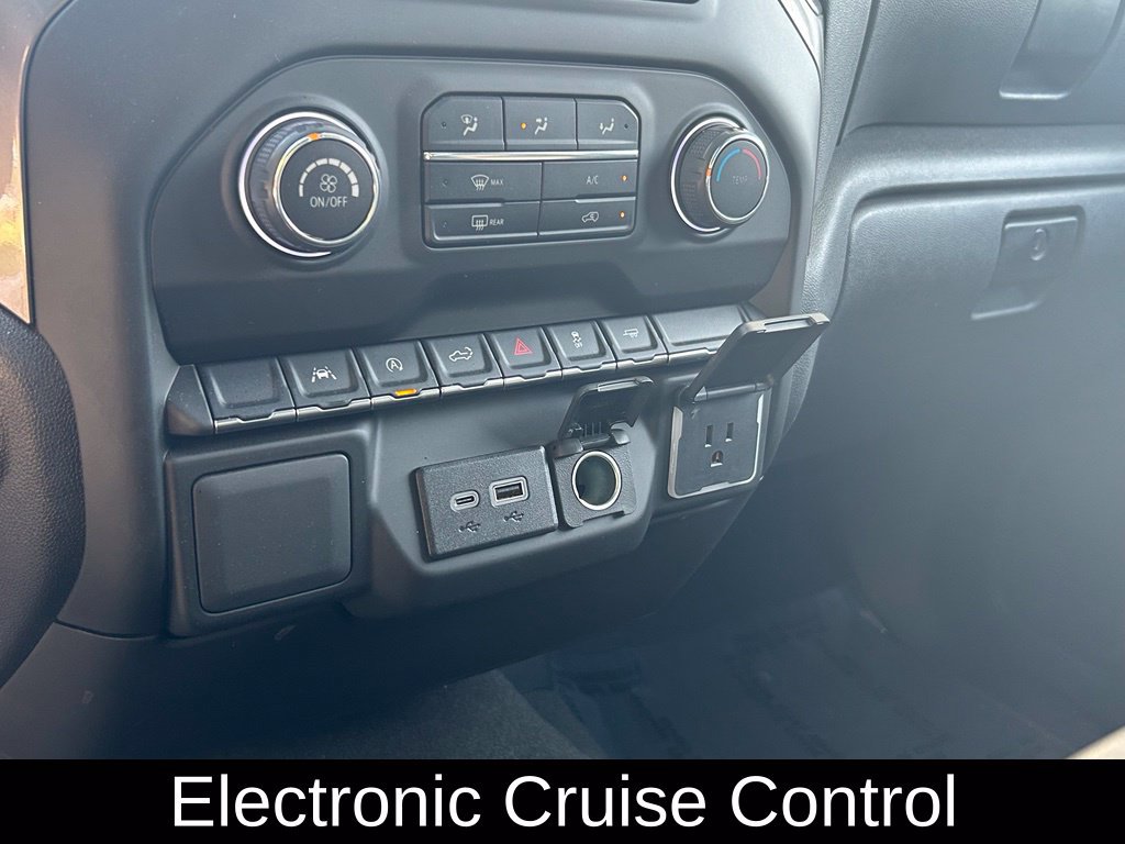 Used 2025 Chevrolet Silverado 1500 Custom RWD image 22