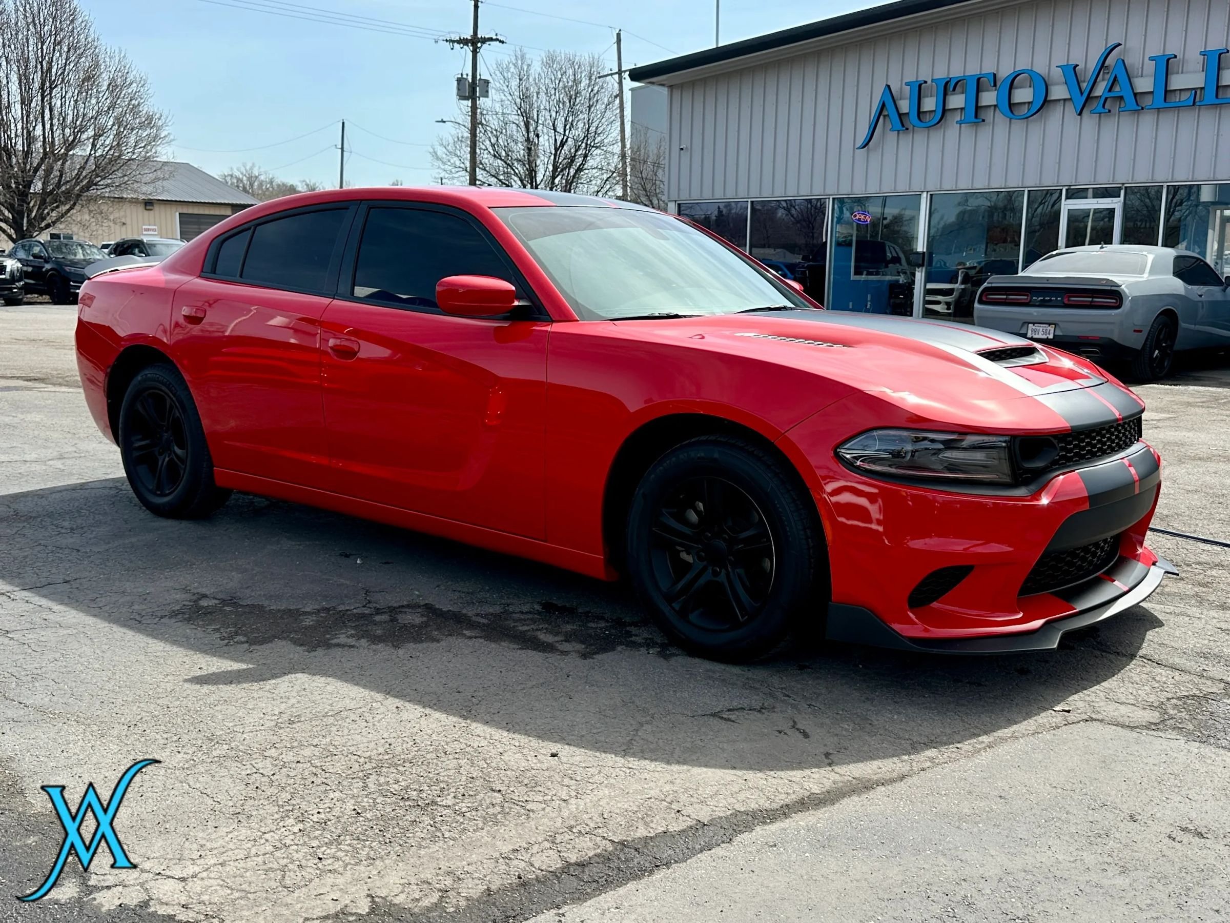 Used 2022 Dodge Charger SXT RWD image 1