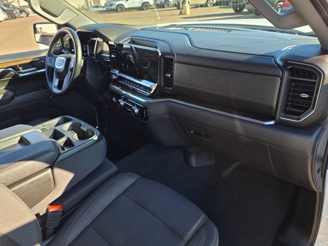 Used 2024 GMC Sierra 1500 SLE image 9