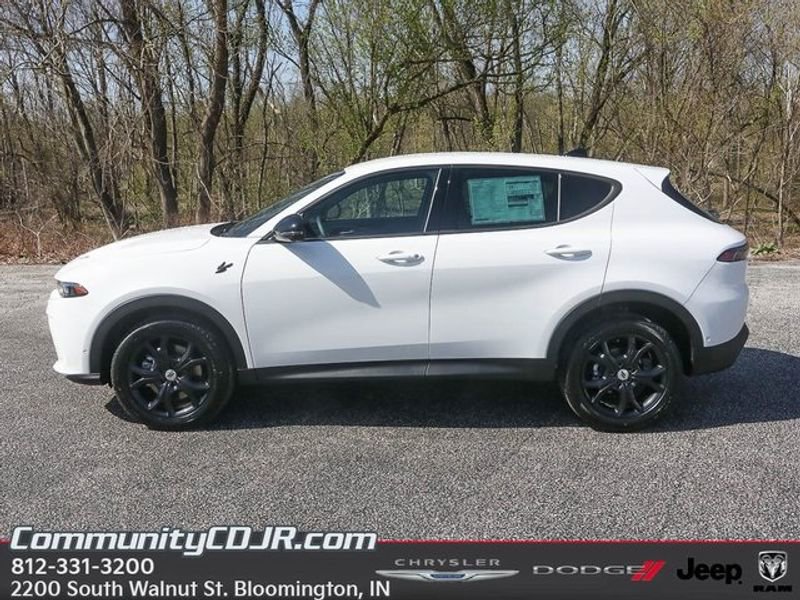 New 2025 Dodge Hornet GT w/ Tech Pack image 3