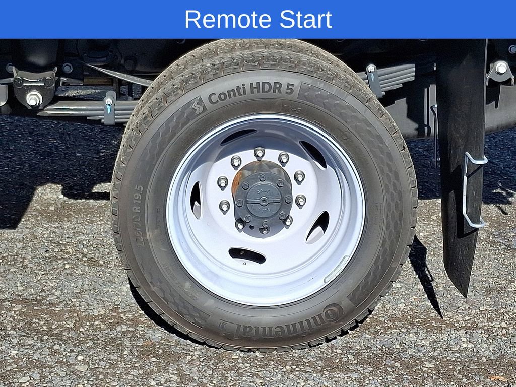 New 2025 Ford F550 XL image 5