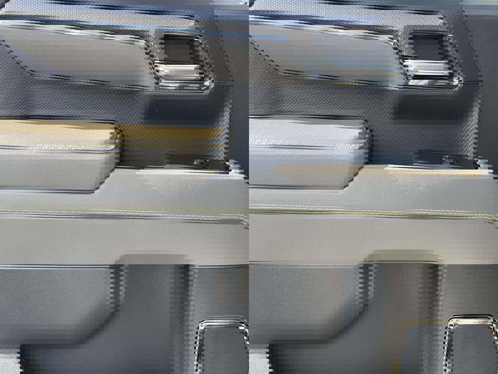 Used 2024 Chevrolet Silverado 1500 ZR2 w/ Technology Package image 19