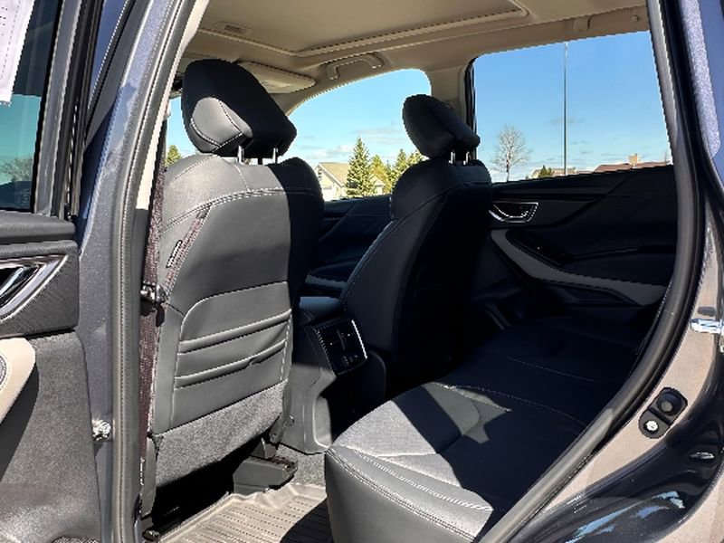 Used 2024 Subaru Forester Limited w/ POP Package 3 AWD/4WD image 10