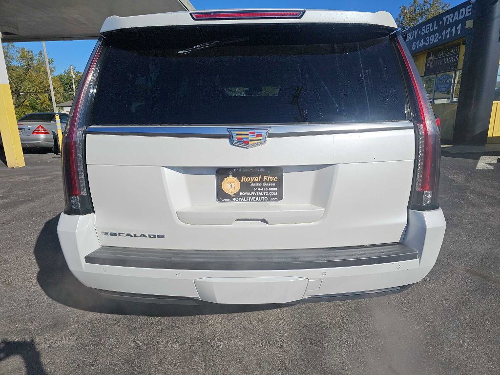 Used 2017 Cadillac Escalade ESV Luxury image 6
