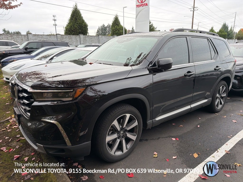 Used 2025 Honda Pilot Elite