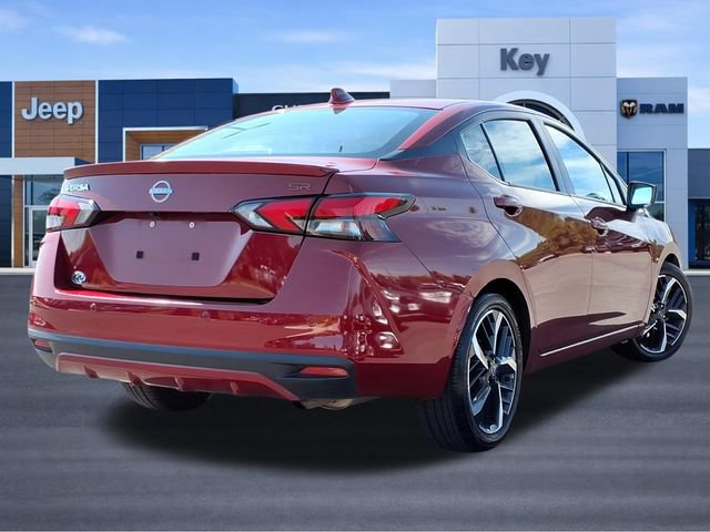Used 2024 Nissan Versa SR FWD image 5