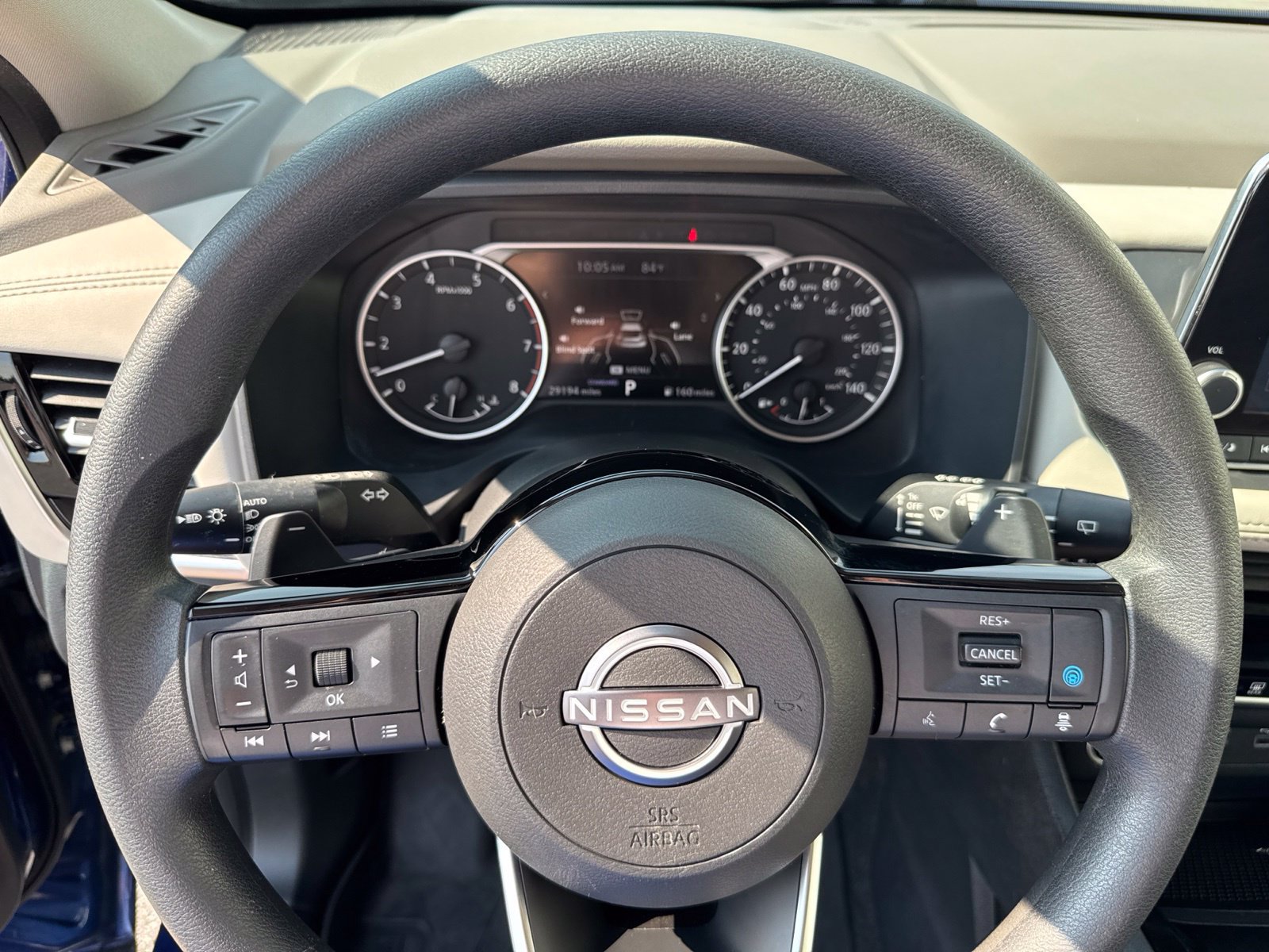 Used 2023 Nissan Rogue SV FWD image 31