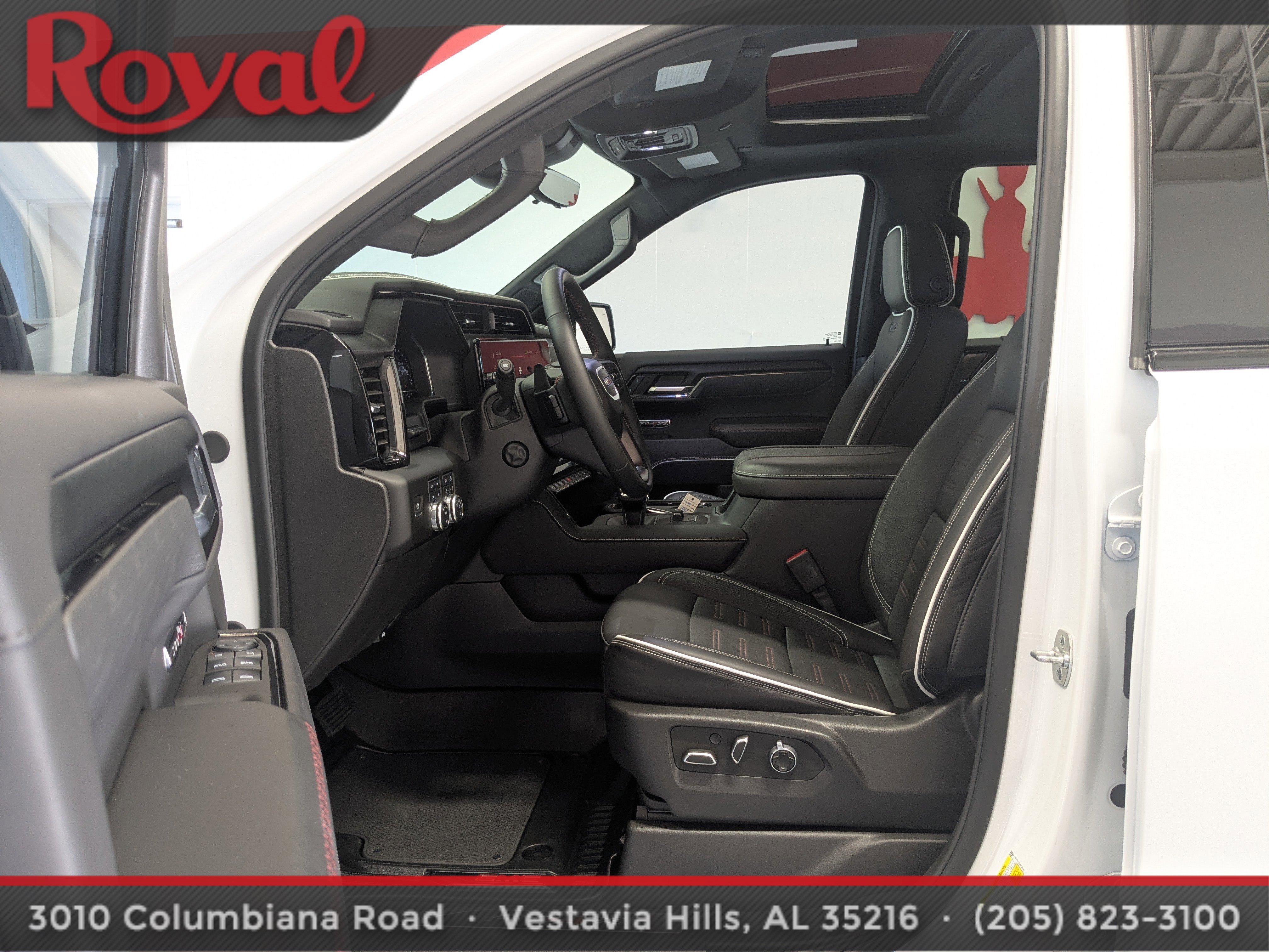 Used 2025 GMC Sierra 1500 AT4X image 15