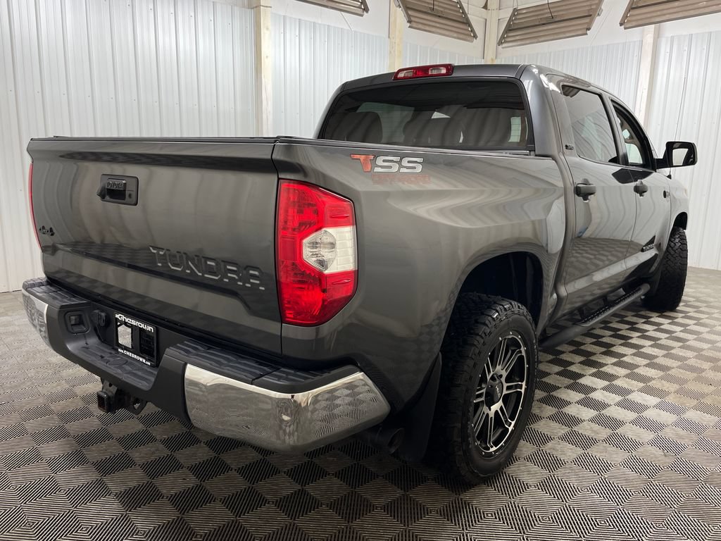 Used 2019 Toyota Tundra SR5 w/ SR5 Upgrade Package AWD/4WD image 16