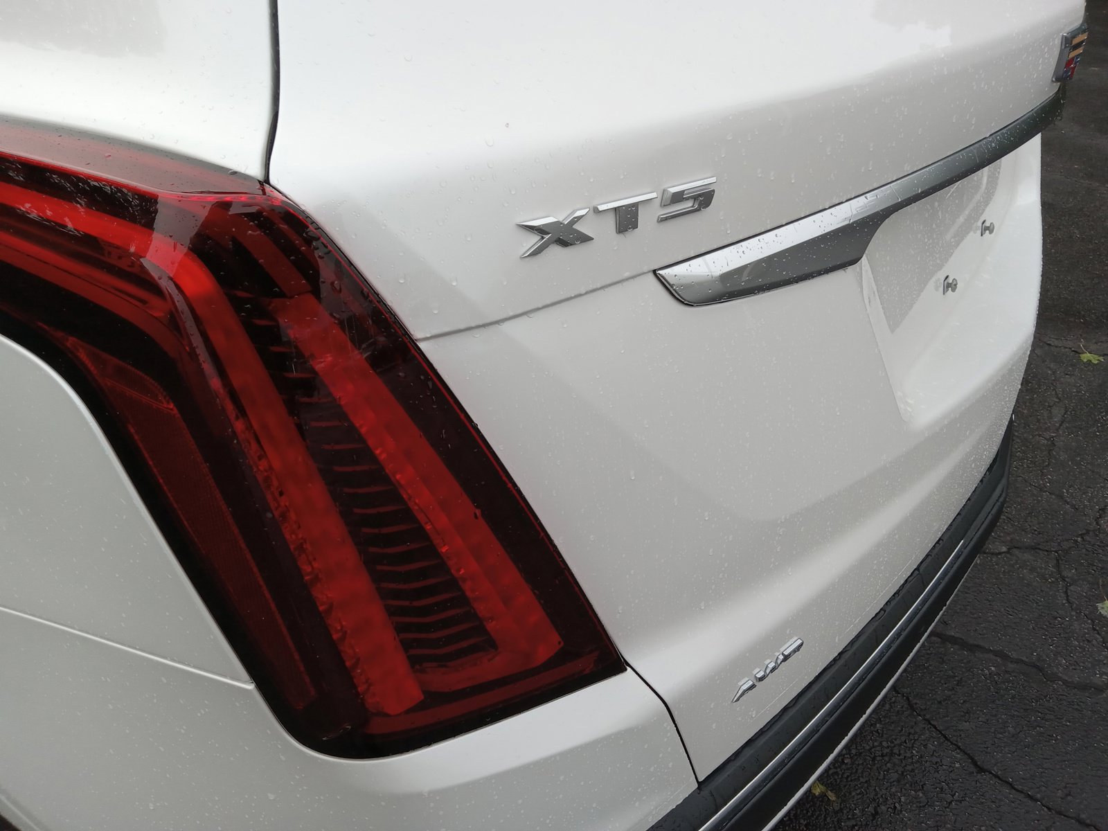 New 2026 Cadillac XT5 Premium Luxury AWD/4WD image 9