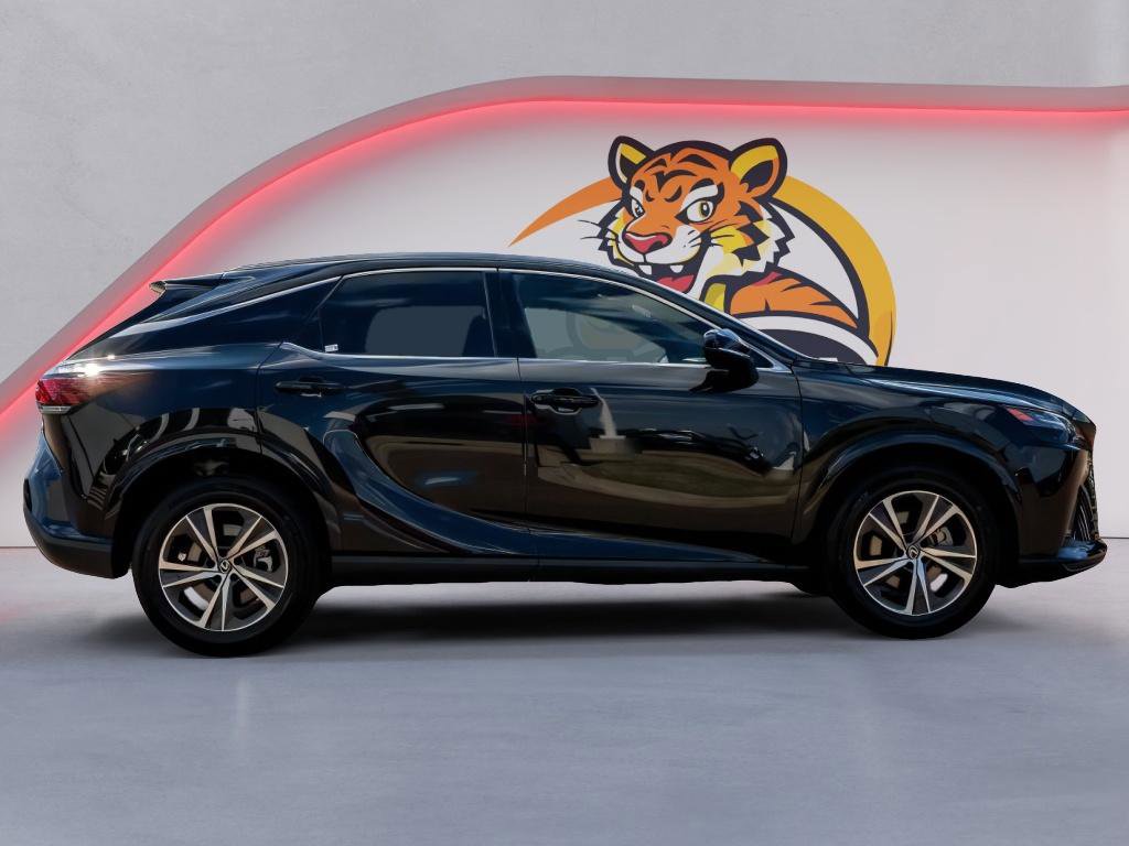 Used 2023 Lexus RX 350 Premium w/ Accessory Package image 4