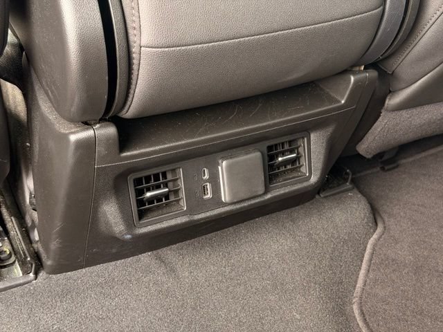 Used 2025 GMC Sierra 1500 SLT AWD/4WD image 14