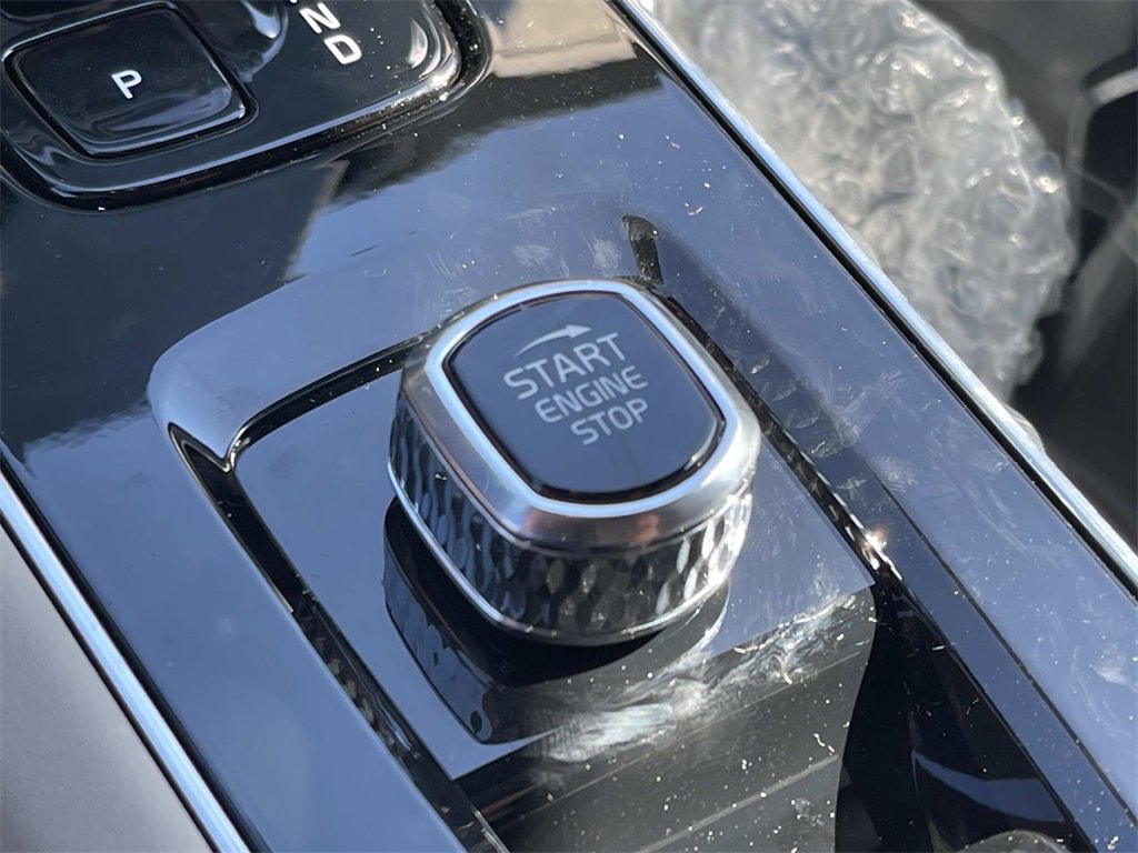 New 2026 Volvo XC90 B6 Ultra image 31