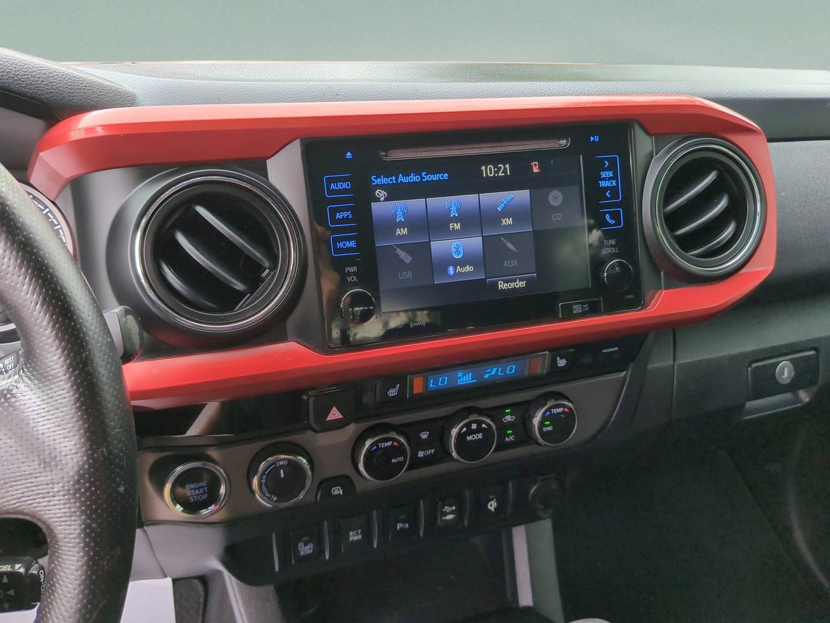 Used 2016 Toyota Tacoma TRD Sport w/ Premium & Technology Package AWD/4WD image 24
