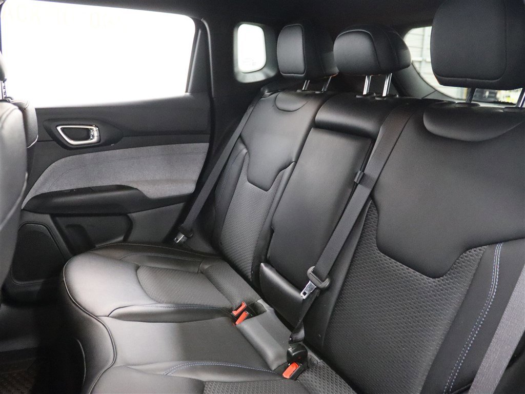 Used 2023 Jeep Compass Latitude w/ Convenience Group image 16