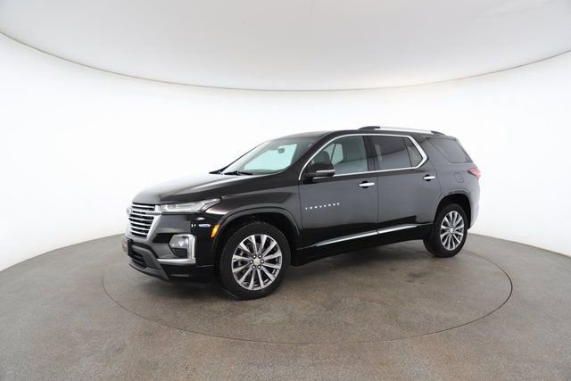 Used 2023 Chevrolet Traverse Premier image 3