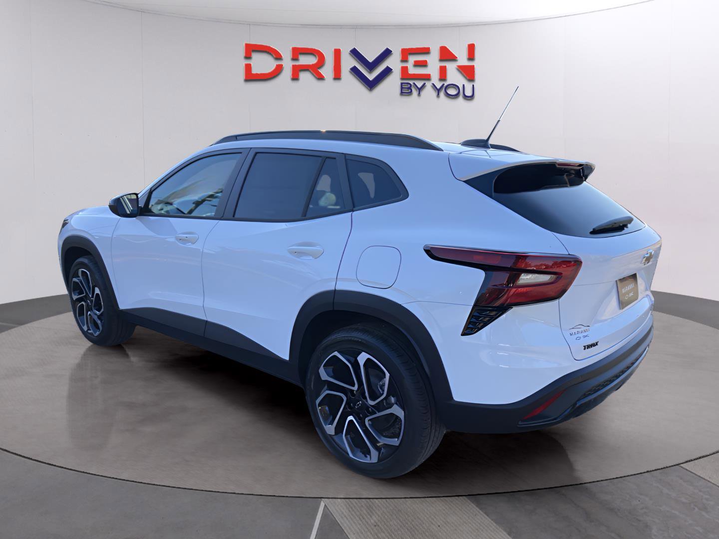 New 2026 Chevrolet Trax RS w/ Sunroof Package image 3