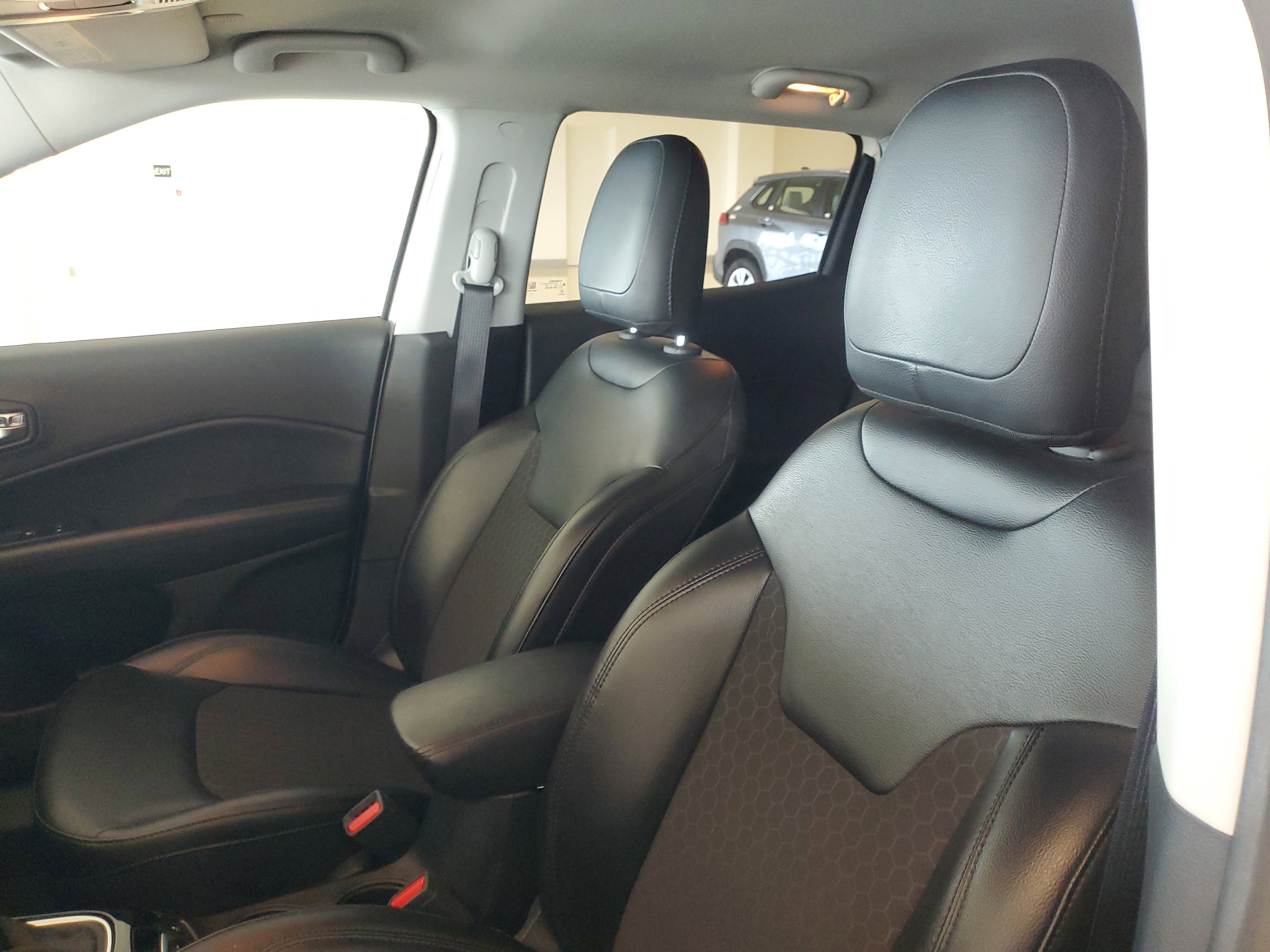 Used 2020 Jeep Compass Altitude image 20