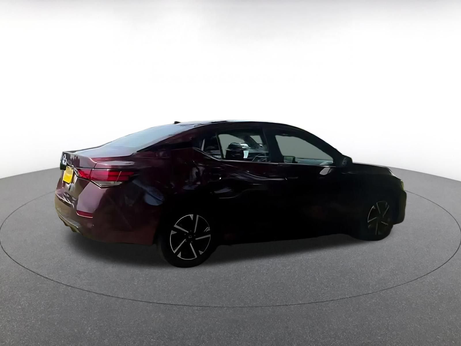 Used 2025 Nissan Sentra SV FWD image 13