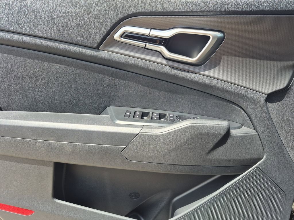 New 2026 Kia Sportage LX AWD/4WD image 6