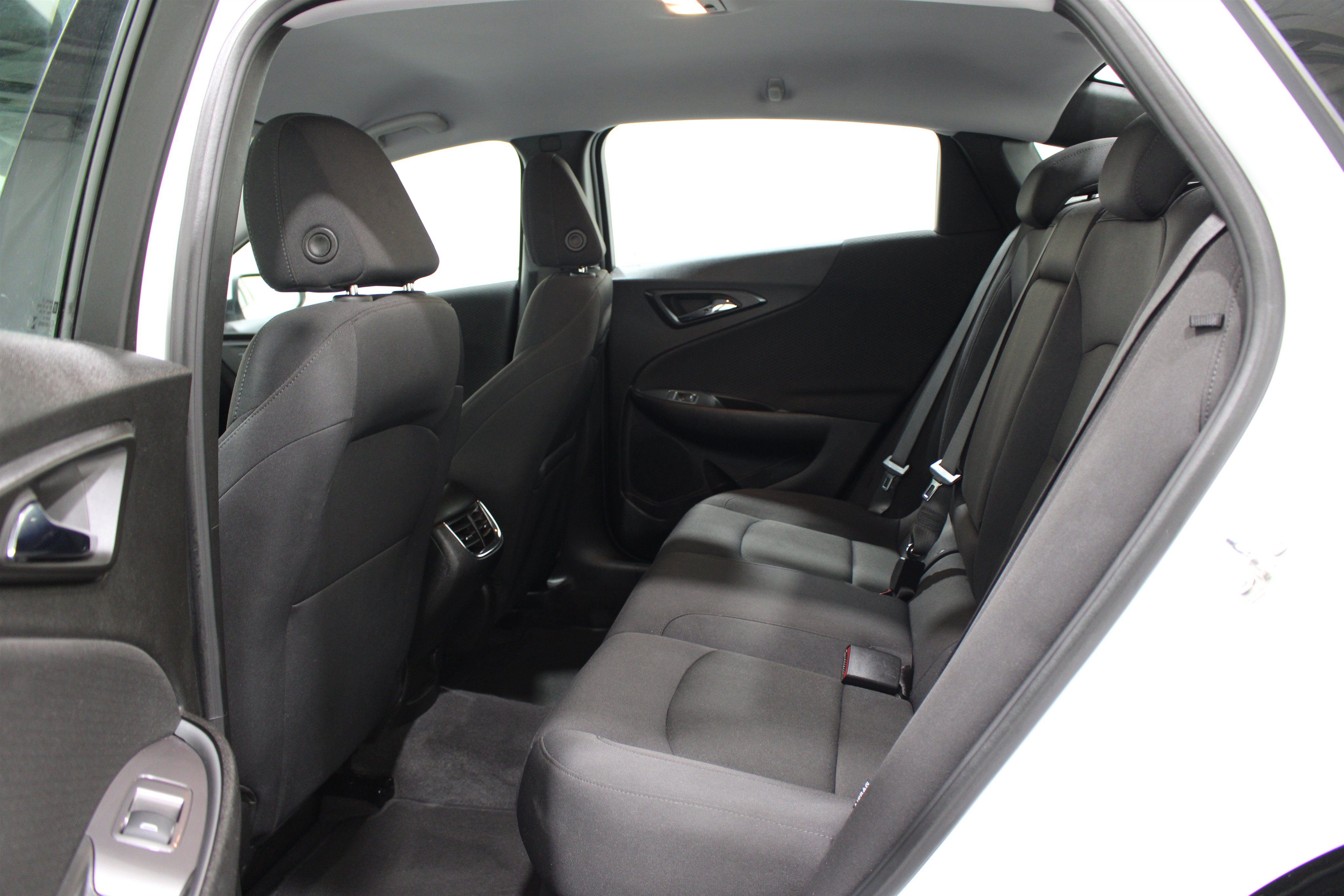 Used 2023 Chevrolet Malibu LT FWD image 20
