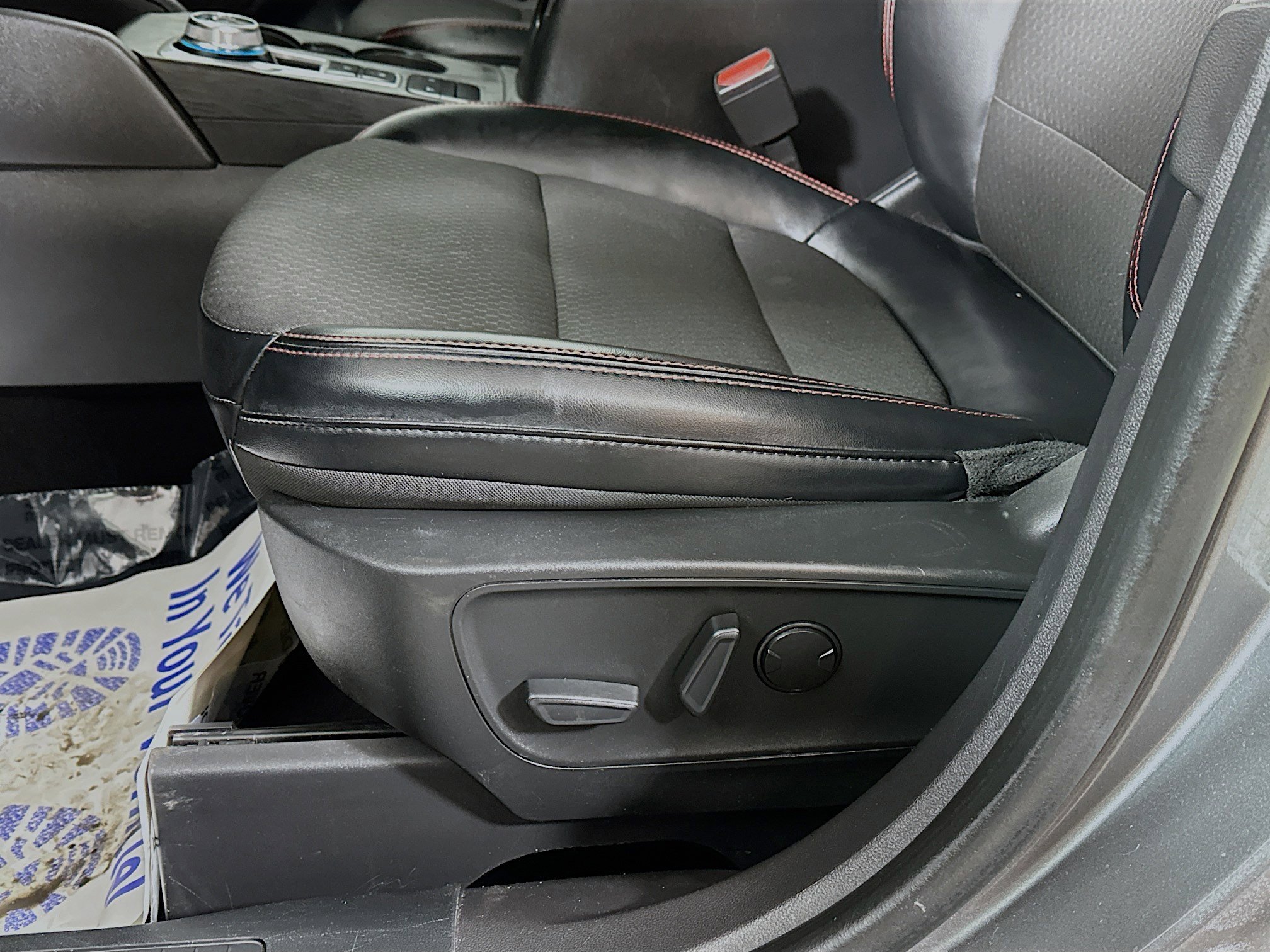 Used 2023 Ford Escape ST-Line image 18