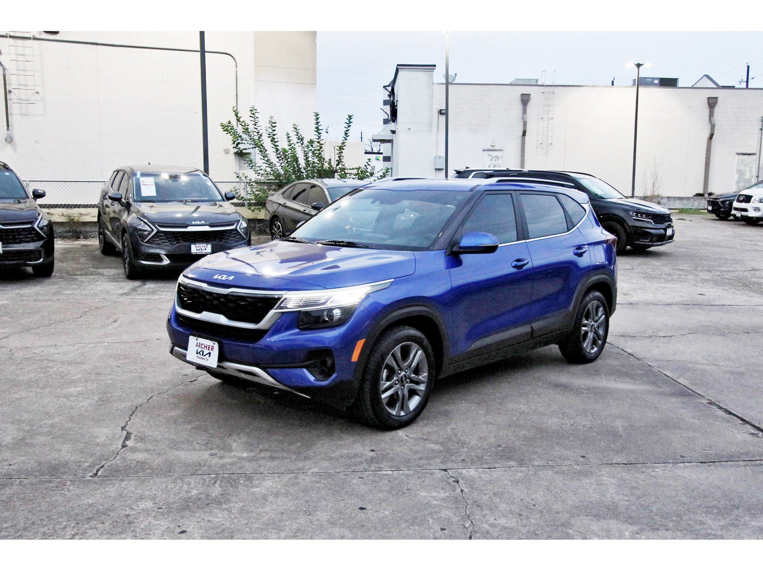 Certified 2022 Kia Seltos S FWD image 3