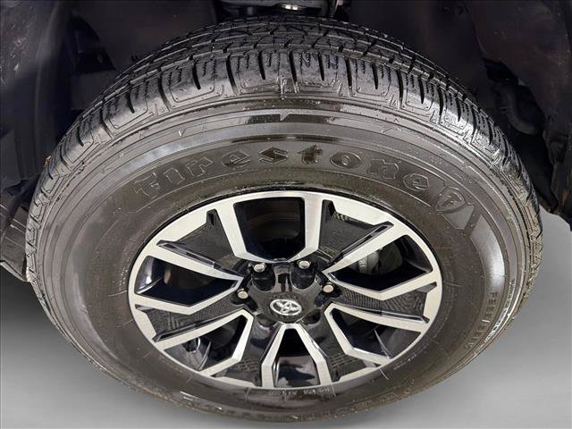 Used 2023 Toyota Tacoma TRD Sport w/ TRD Premium Sport Package AWD/4WD image 13