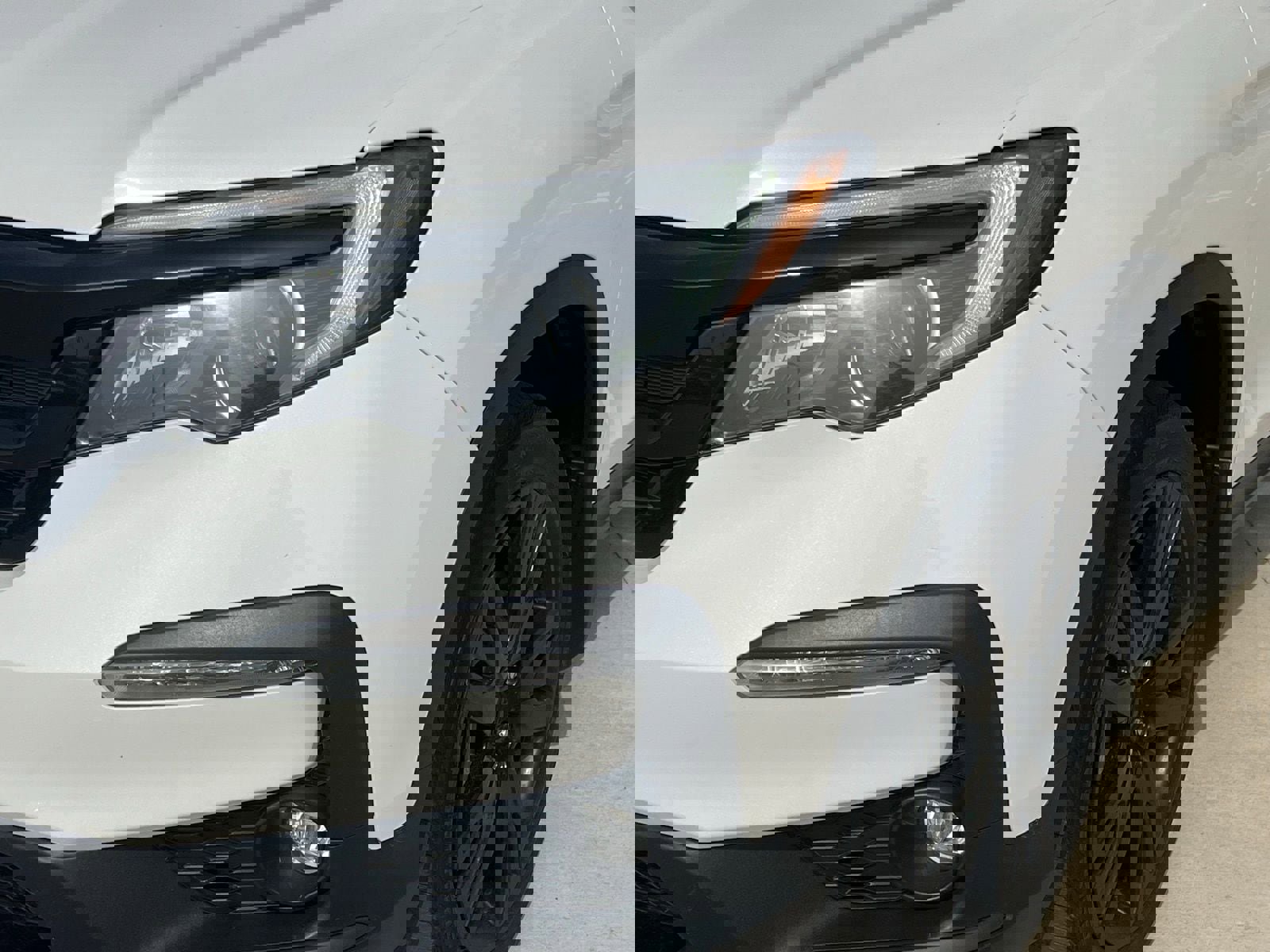 Used 2022 Honda Pilot Sport image 4