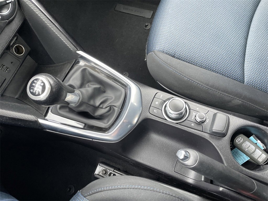 Used 2017 Toyota Yaris iA image 21