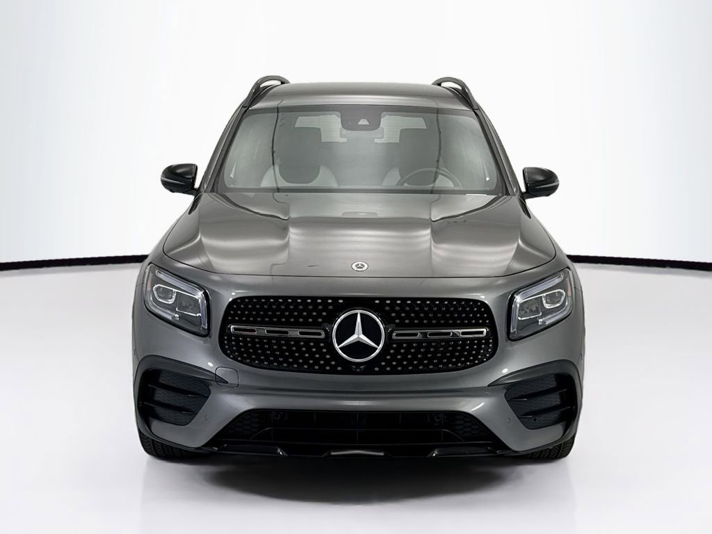 Certified 2022 Mercedes-Benz GLB 250 4MATIC image 2