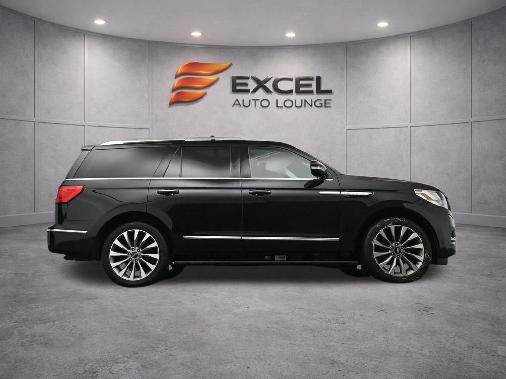 Used 2020 Lincoln Navigator Reserve w/ Cargo Convenience Package AWD/4WD image 49