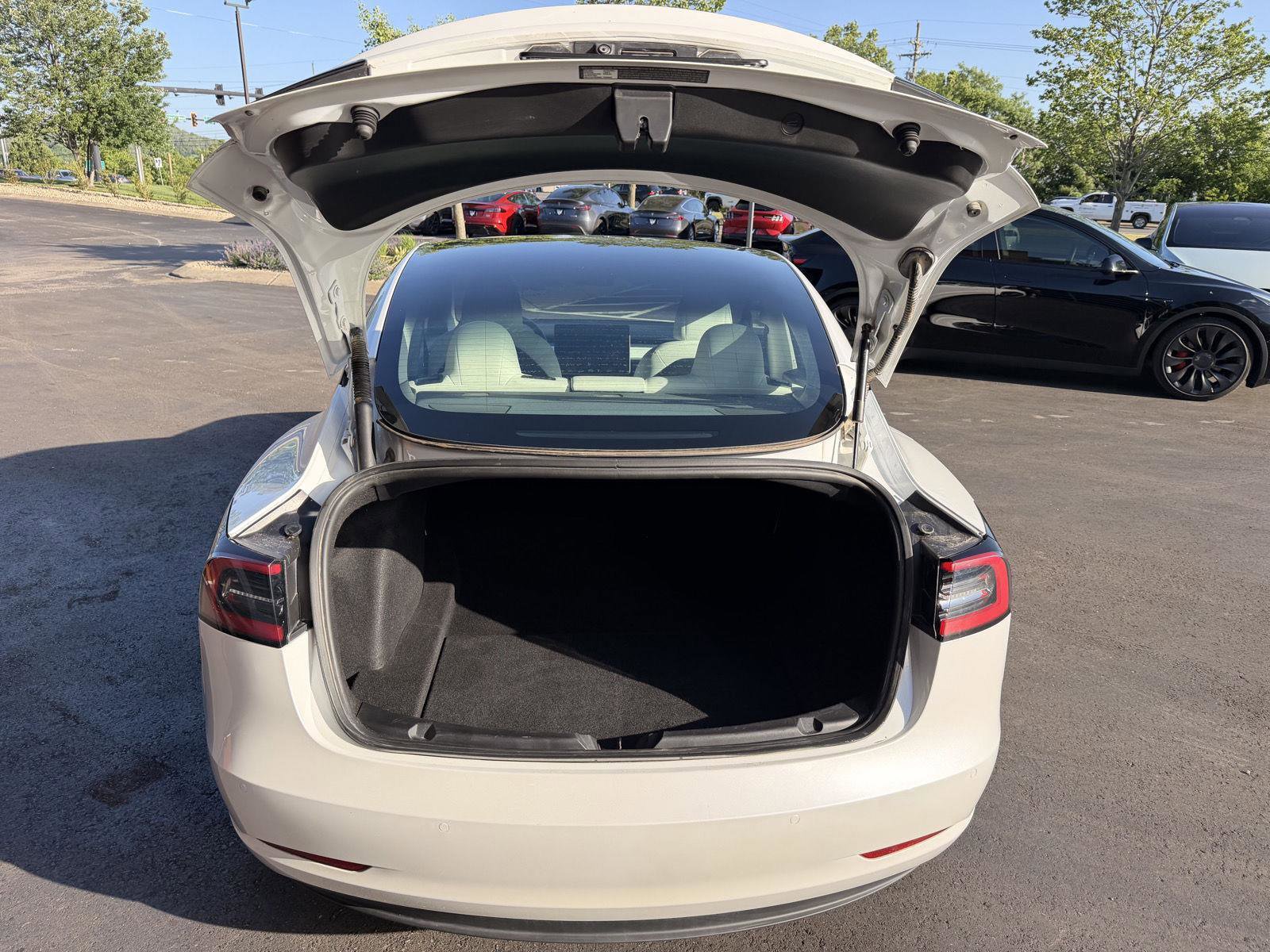 Used 2021 Tesla Model 3 Standard Range Plus RWD image 17