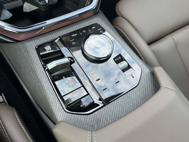 New 2026 BMW X3 xDrive30i w/ Premium Package AWD/4WD image 17