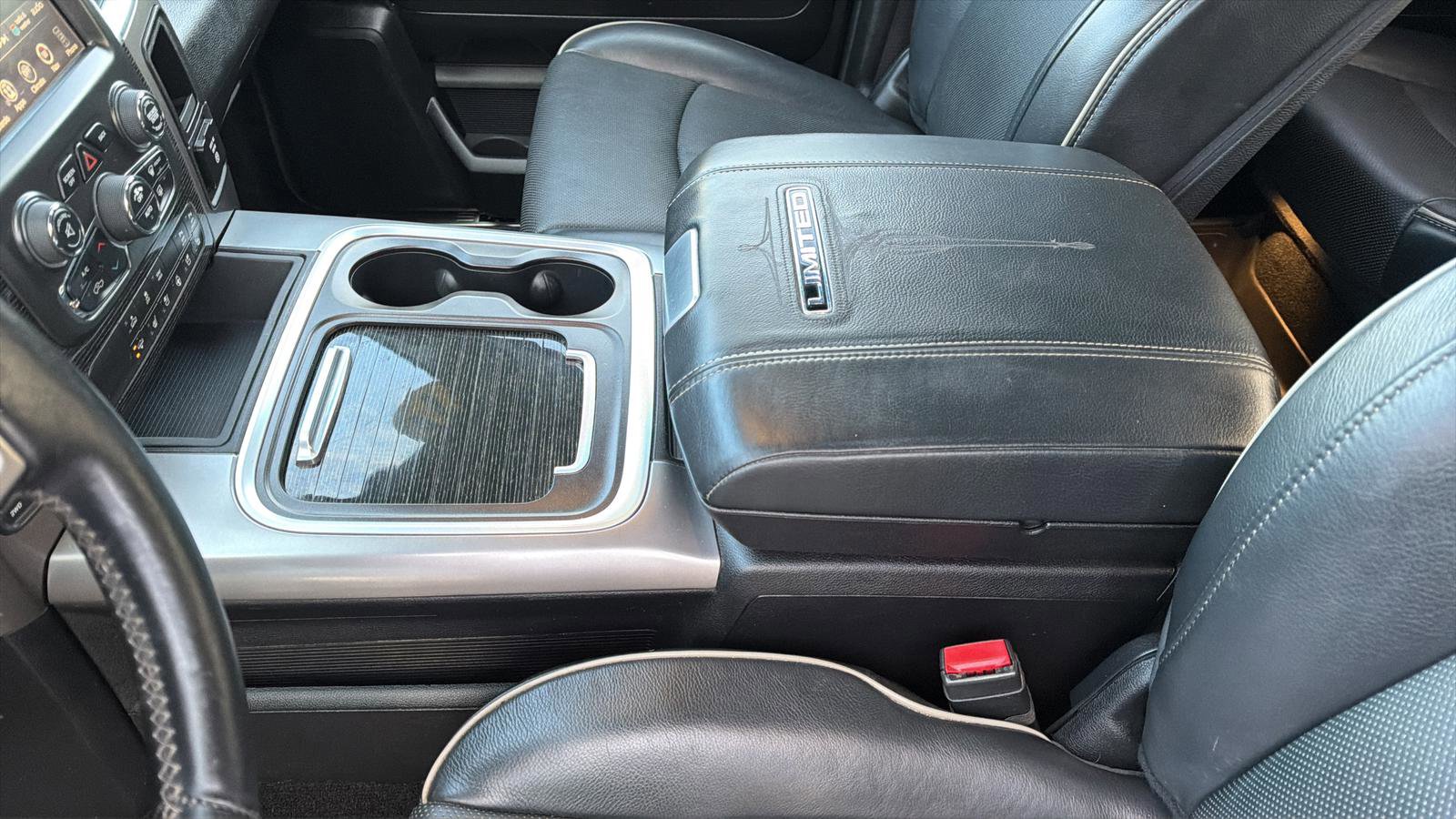 Used 2016 RAM 1500 Limited image 20