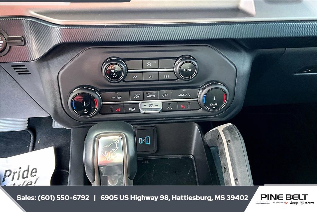 Used 2022 Ford Bronco Outer Banks image 22