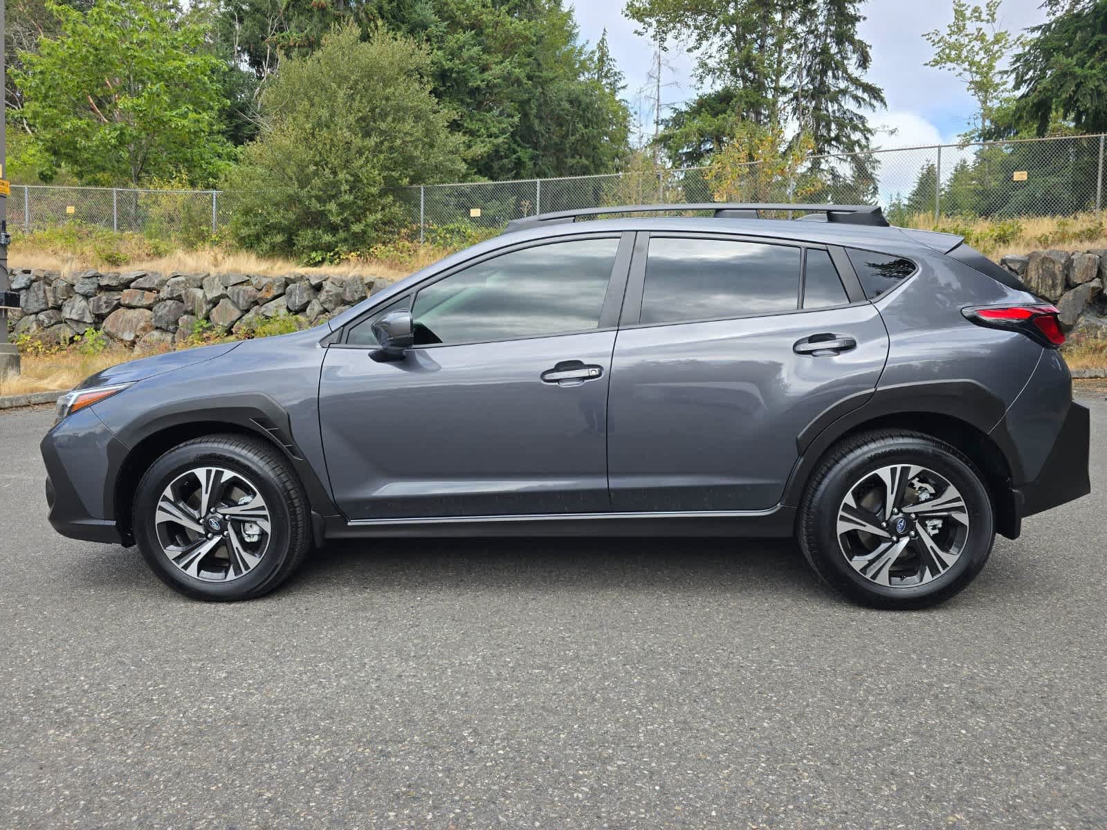 Certified 2025 Subaru Crosstrek 2.5i Premium AWD/4WD image 3