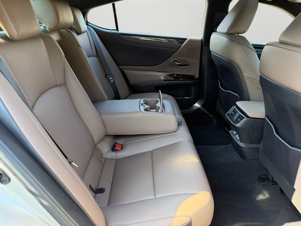Certified 2023 Lexus ES 350 w/ Accessory Package (Z2) FWD image 9