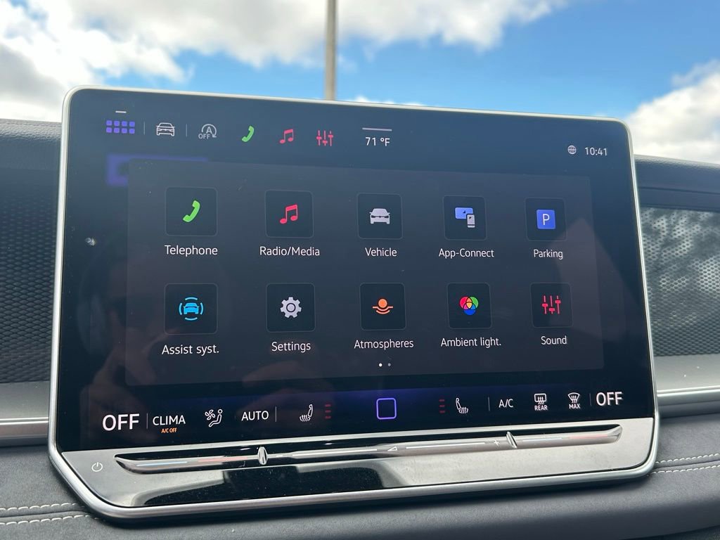 New 2026 Volkswagen Tiguan SE R-Line image 31