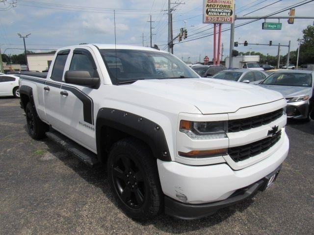 Used 2018 Chevrolet Silverado 1500 Custom w/ Custom Value Package AWD/4WD image 2