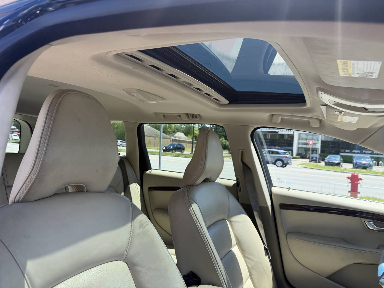 Used 2011 Volvo XC70 T6 AWD/4WD image 5