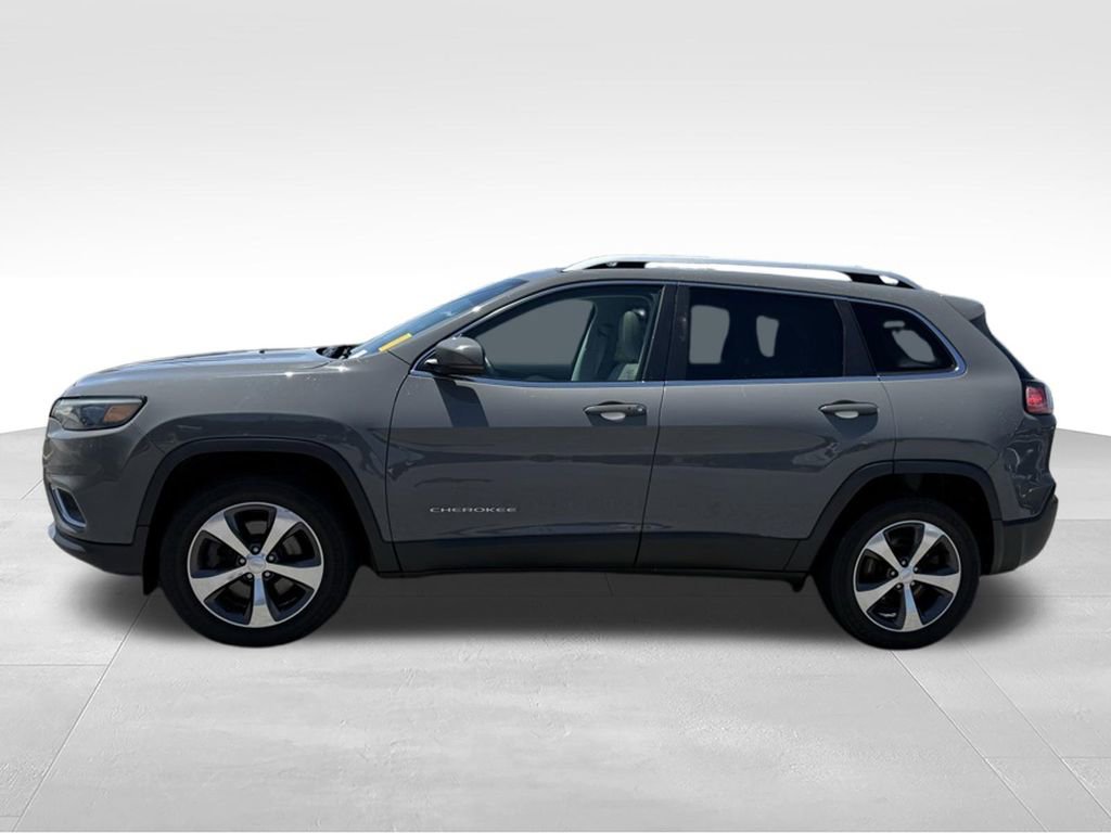 Used 2019 Jeep Cherokee Limited w/ Luxury Group AWD/4WD image 2