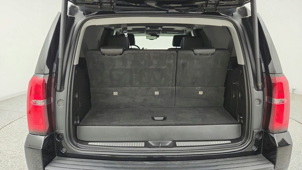 Used 2018 Chevrolet Tahoe Premier AWD/4WD image 24