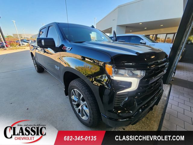Used 2025 Chevrolet Silverado 1500 RST AWD/4WD image 1