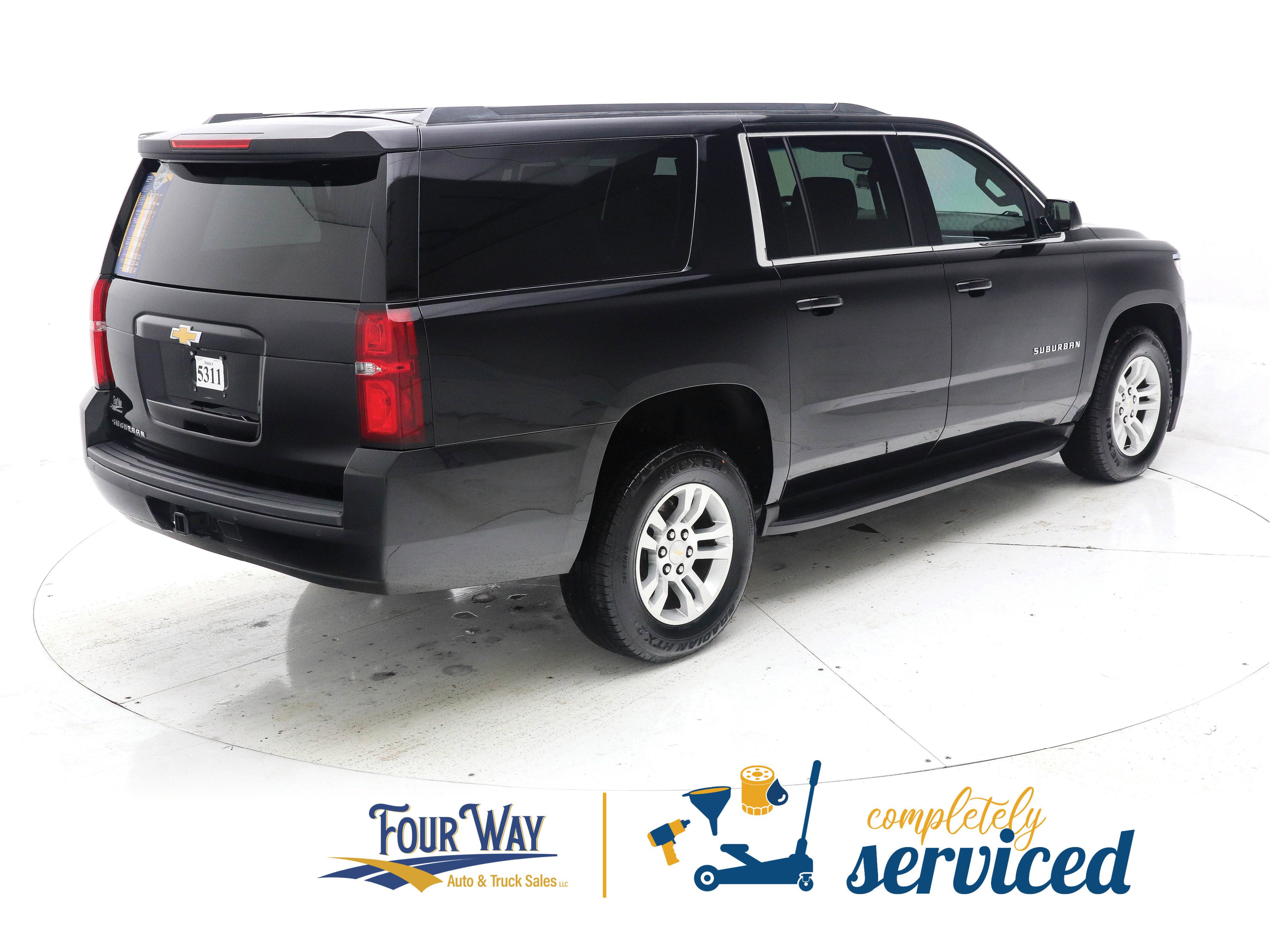 Used 2018 Chevrolet Suburban LS w/ Skid Plate Package image 4