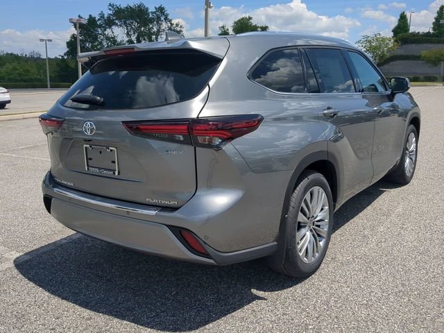 New 2026 Toyota Highlander Platinum AWD/4WD image 4