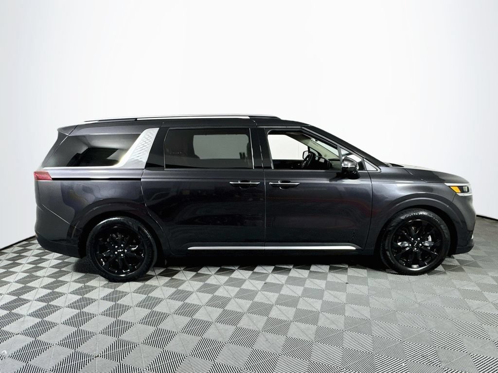 Used 2022 Kia Carnival SX Prestige FWD image 8