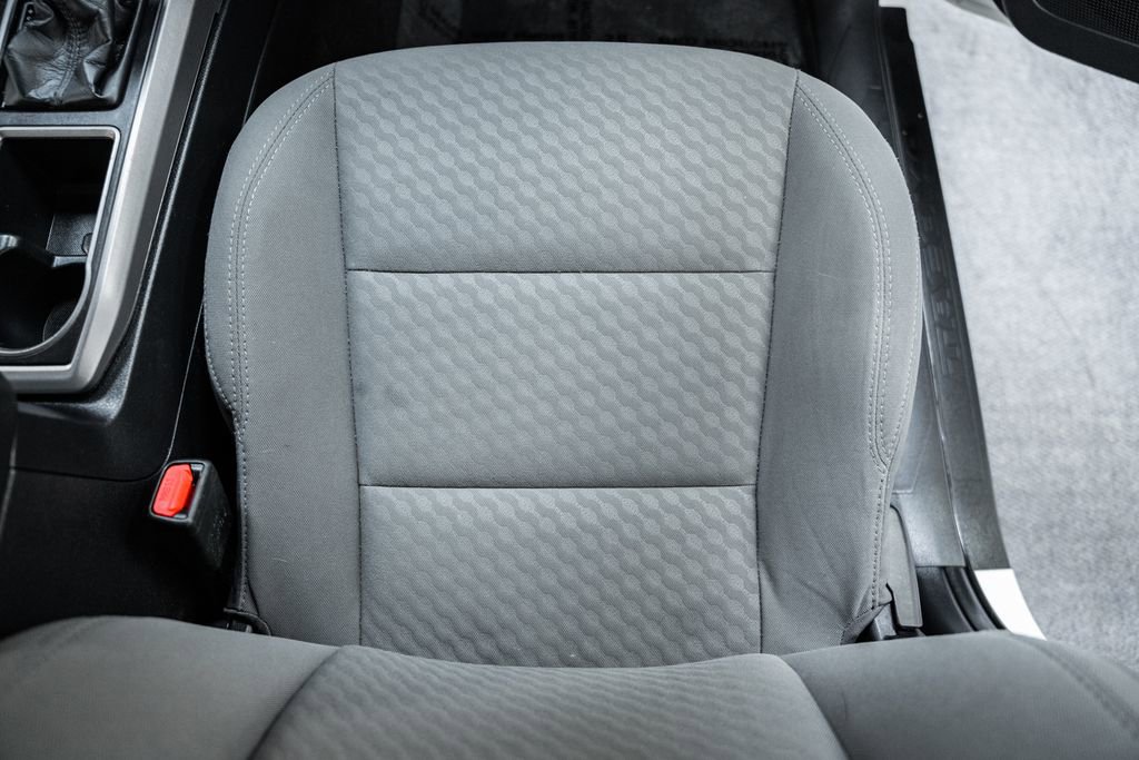 Used 2020 Toyota Tacoma SR5 image 30